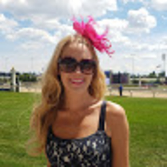 Meet your Posher, Patricia - Picture 1 of 1